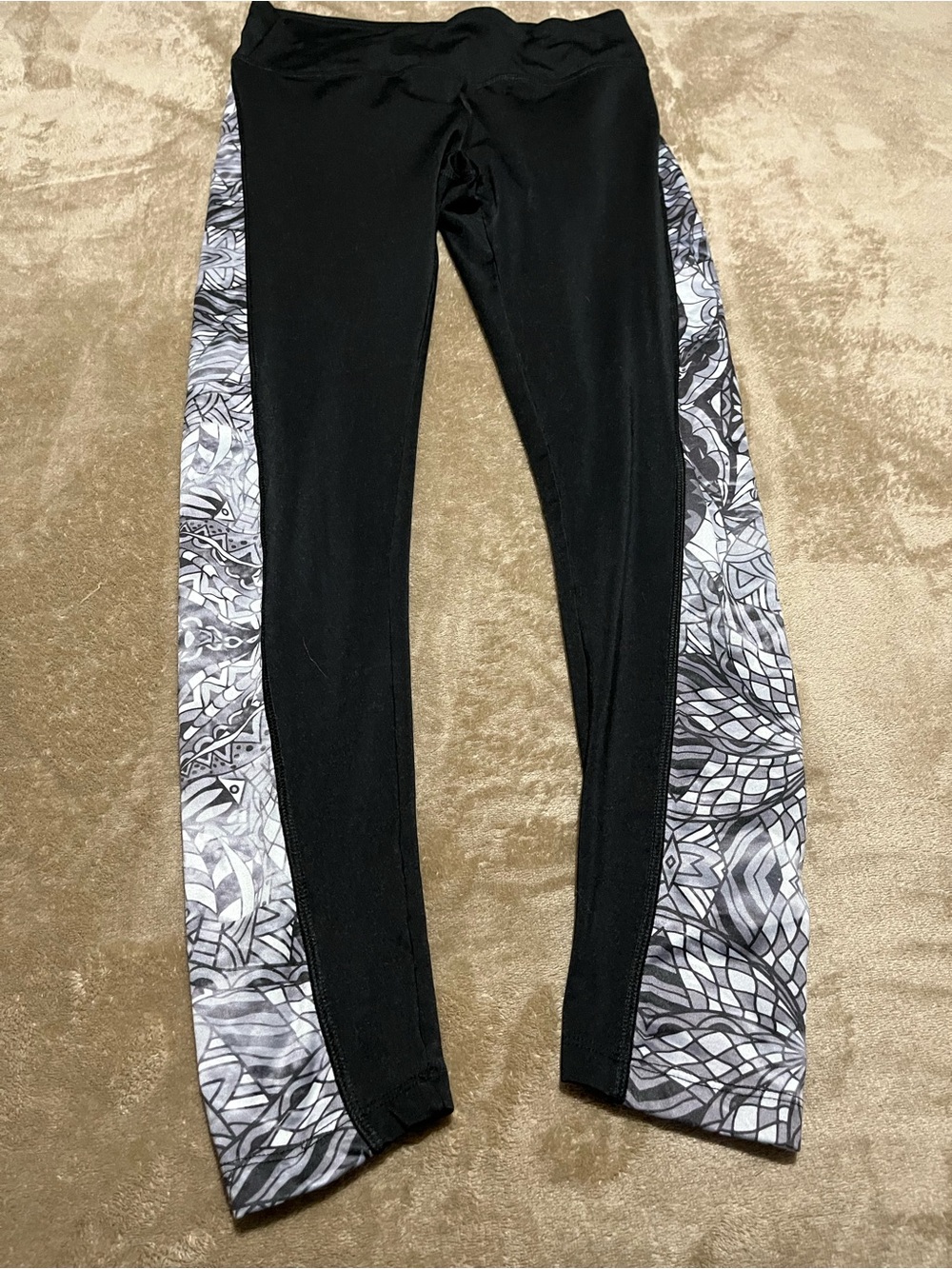 Athletic Black Leggings with Gray Patterned Side Panels-Size S